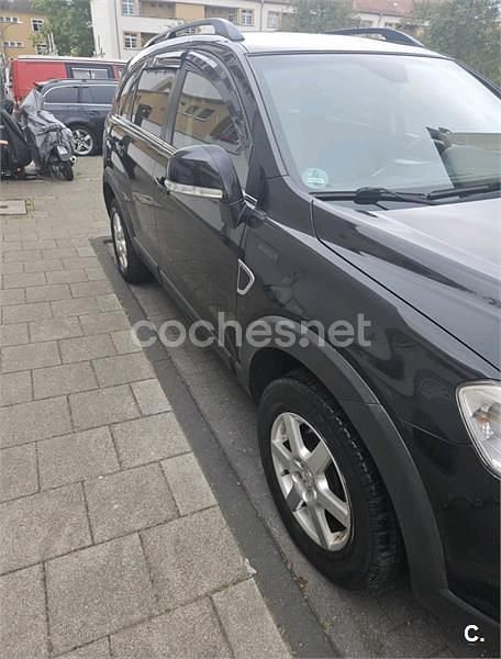 Negro Usado 2009 Chevrolet Captiva LS SUV | 6000 € (Precio justo) - Imagen 1/4