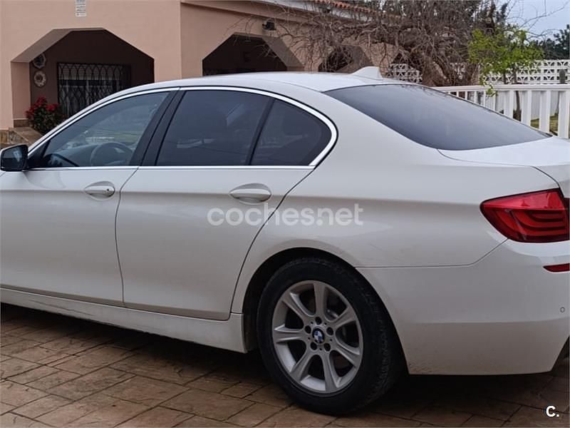 Usado BMW 520 Gran Turismo 184 CV (135 kW) 2011 Blanco Berlina