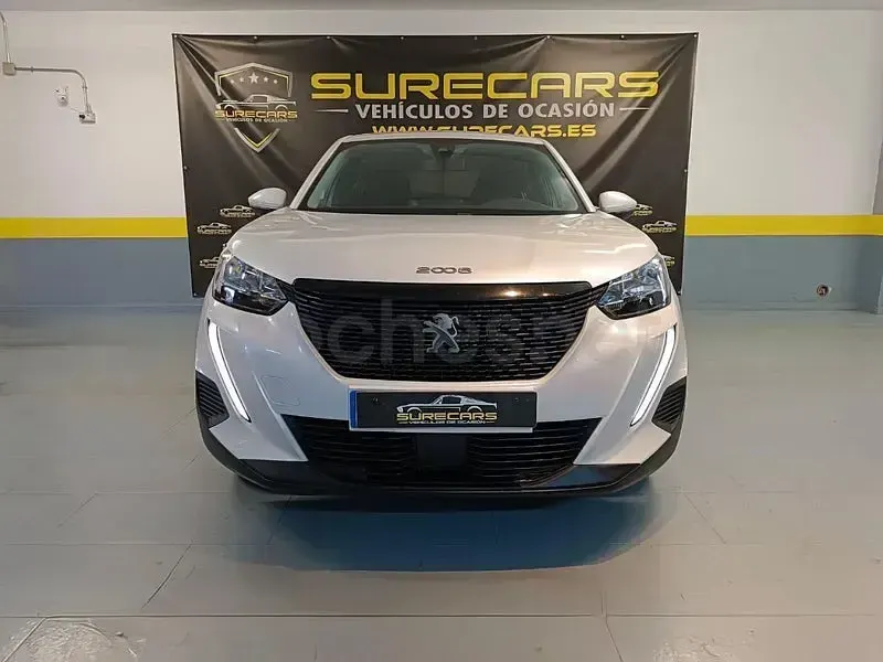 Usado Peugeot 2008 Allure 110 CV (80 kW) 2022 Blanco SUV