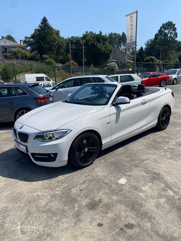 Blanco Usado 2015 BMW 220 Descapotable | 18.000 € (Precio justo) - Imagen 1/4