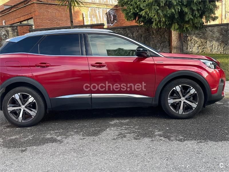 Usado Peugeot 3008 GT-line 120 CV (88 kW) 2017 Rojo SUV