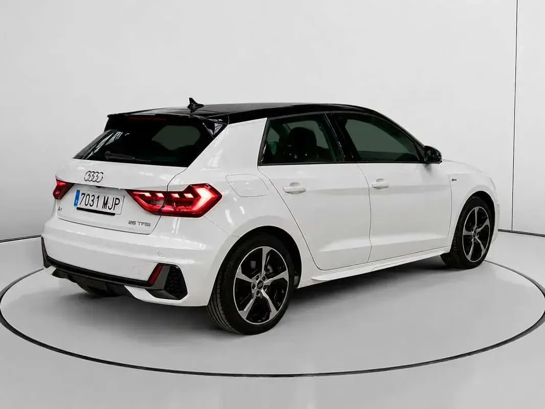 Usado Audi A1 Sportback 95 CV (69 kW) 2023 Blanco Utilitario