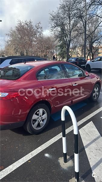 Usado Renault Fluence 110 CV (80 kW) 2013 Rojo Berlina