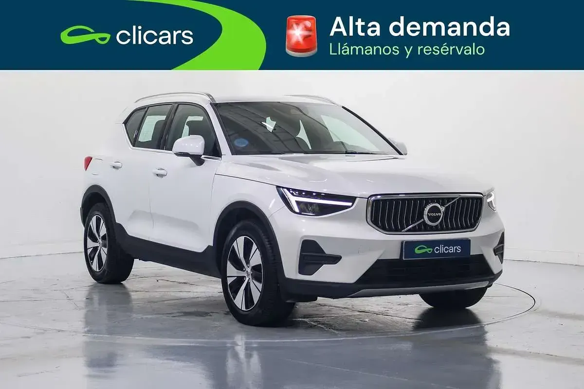 Usado Volvo XC40 Plus 179 CV (131 kW) 2023 Blanco SUV
