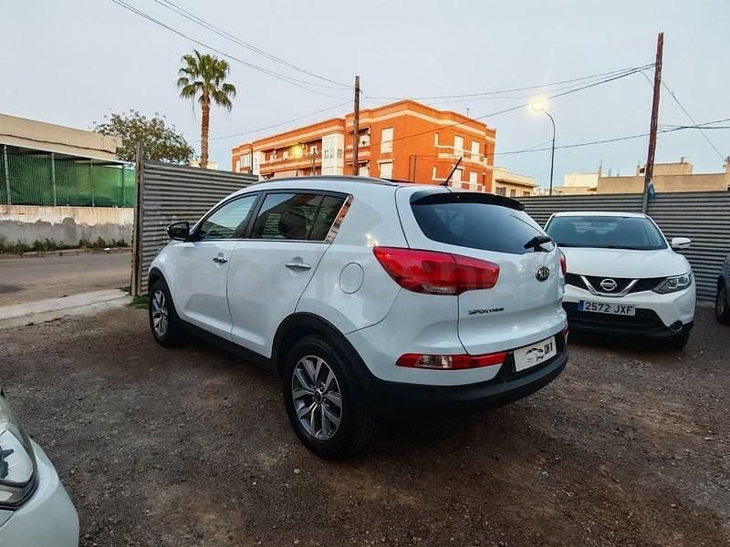 Usado Kia Sportage 115 CV (84 kW) 2015 Blanco SUV