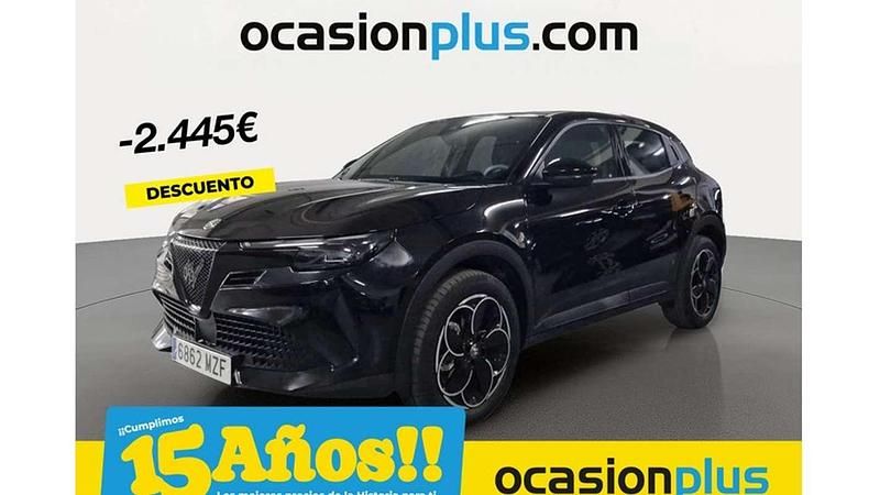 Negro Usado 2025 Alfa Romeo GT Junior SUV | 24.082 € - Imagen 1/4