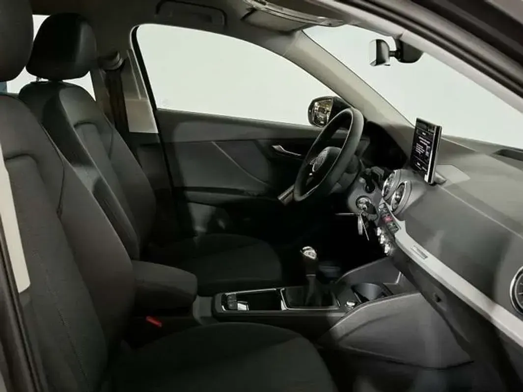 Usado Audi Q2 116 CV (85 kW) 2026 Negro SUV