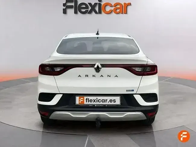Usado Renault Arkana Zen 145 CV (106 kW) 2021 Blanco SUV