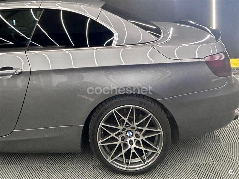 Usado BMW 325 Cabriolet Competition Edition 218 CV (160 kW) 2007 Gris / plata Descapotable