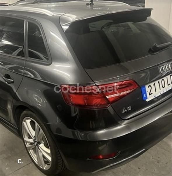 Usado Audi A3 Design 204 CV (150 kW) 2020 Gris / plata Berlina