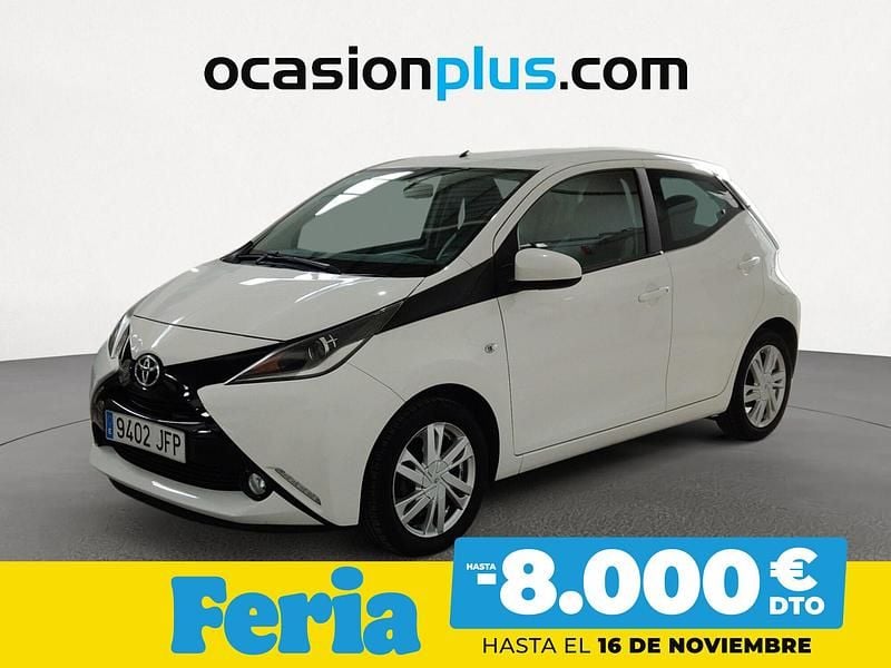 Blanco Usado 2015 Toyota Aygo Business Edition Utilitario | 10.200 € (Precio justo) - Imagen 1/4