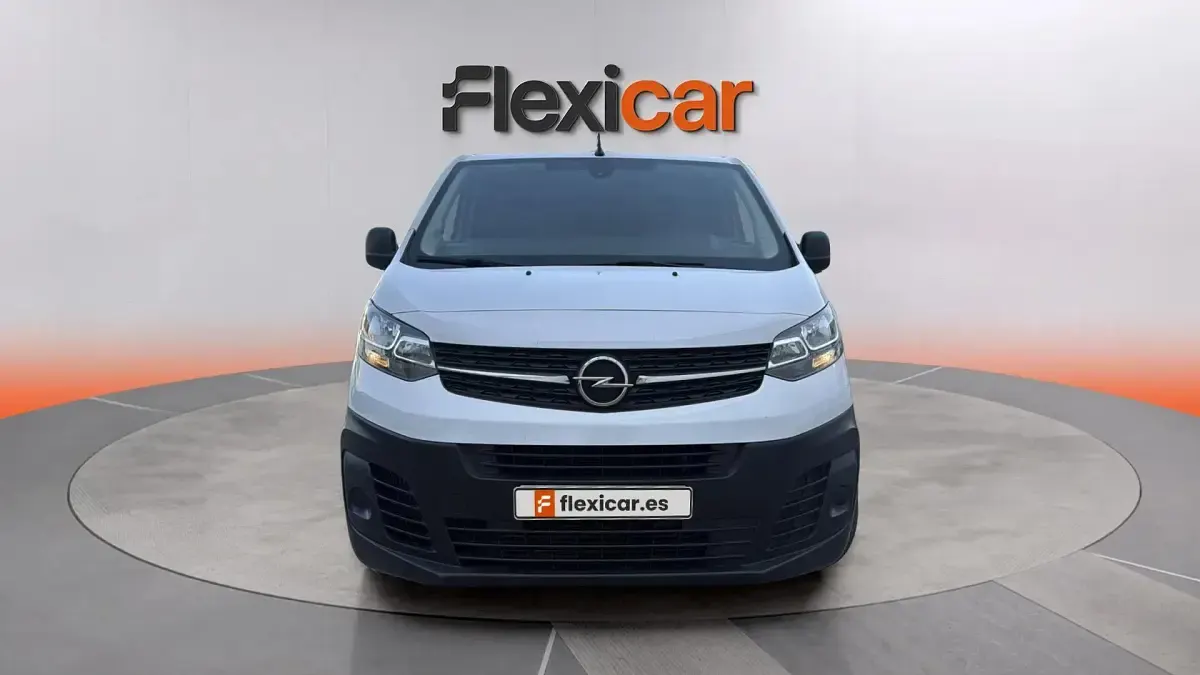 Usado Opel Vivaro-e Combi 102 CV (75 kW) 2023 Blanco Monovolumen
