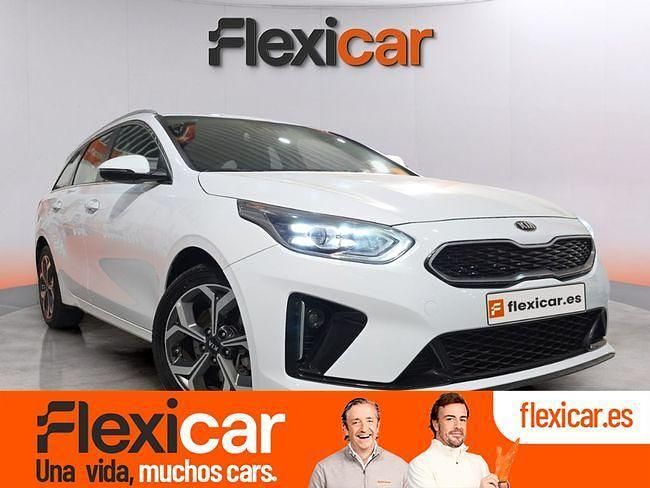 Blanco Usado 2021 Kia Ceed GT-Line Familiar | 14.990 € (Precio justo) - Imagen 1/4