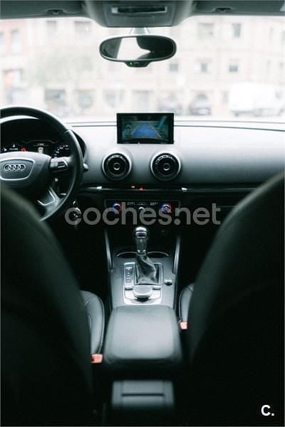 Käytetty Audi A3 Advanced 150 HP (110 kW) 2015 Harmaa Sedan