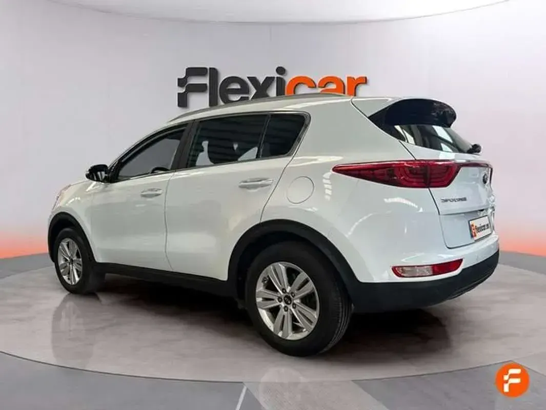 Usado Kia Sportage 132 CV (97 kW) 2018 Blanco SUV