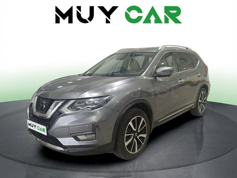Usado Nissan X-Trail Tekna 160 CV (117 kW) 2020 Gris / plata SUV