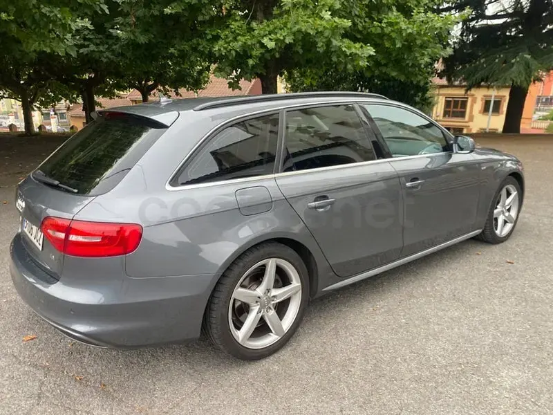 Usado Audi A4 S-Line 150 CV (110 kW) 2015 Gris / plata Familiar