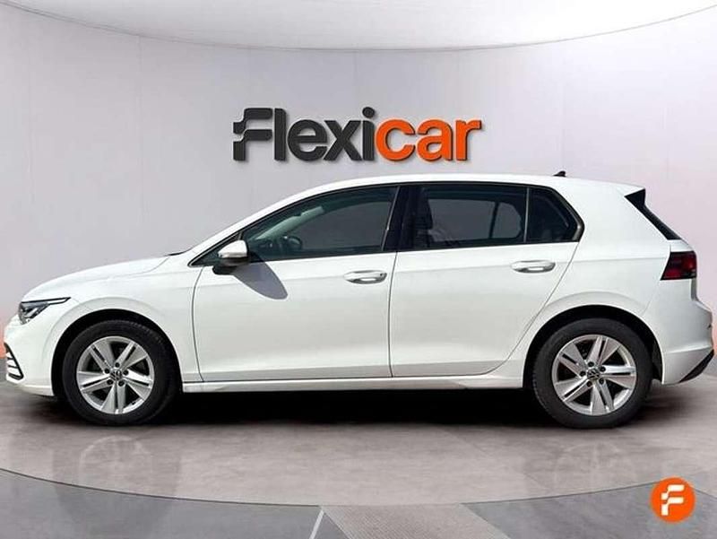 Usado VW Golf VIII Life 110 CV (80 kW) 2022 Blanco Berlina
