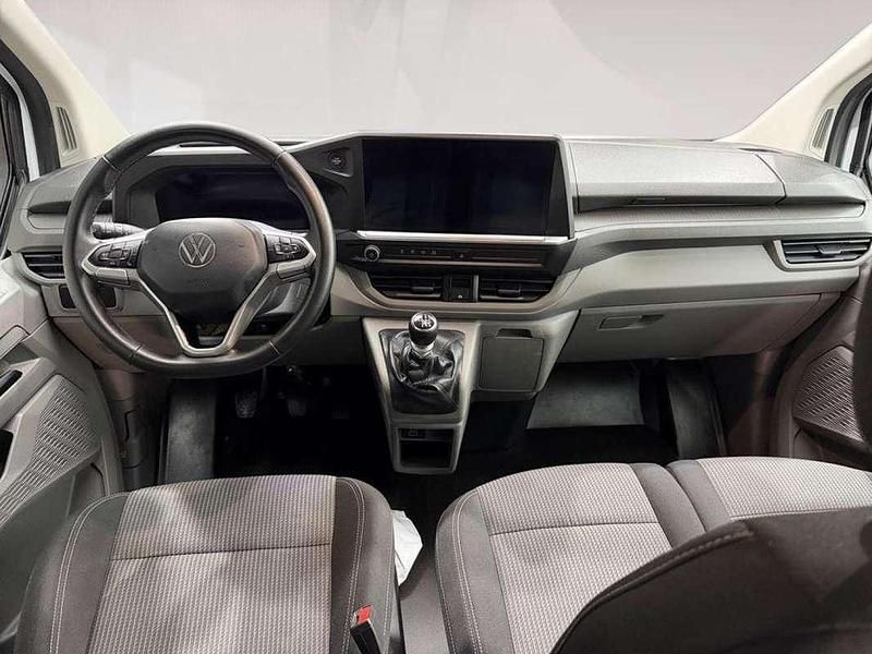 Usado VW Caravelle Comfortline 102 CV (75 kW) 2025 Blanco Monovolumen