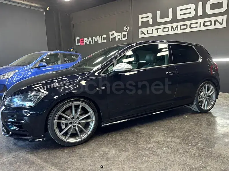 Usado VW Golf VII R 310 CV (228 kW) 2017 Negro Berlina