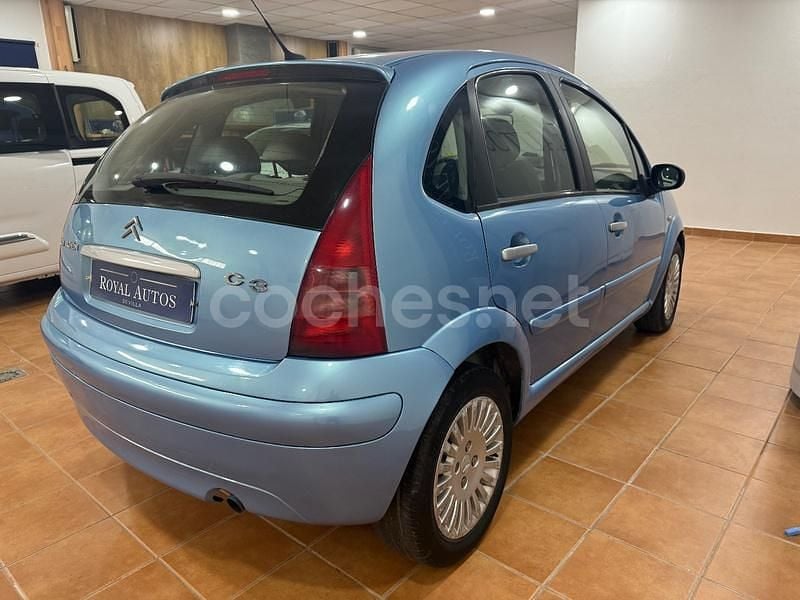 Usado Citroën C3 Exclusive 70 CV (51 kW) 2003 Azul Utilitario