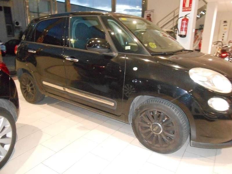 Usado Fiat 500L Trekking 85 CV (62 kW) 2015 Negro Monovolumen