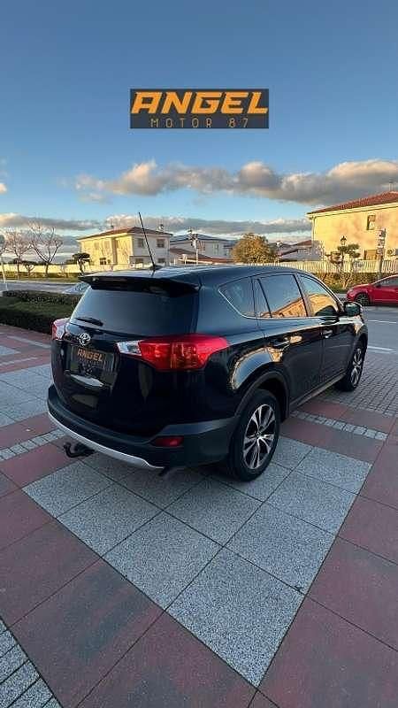 Usado Toyota RAV4 Executive 150 CV (110 kW) 2015 Negro SUV