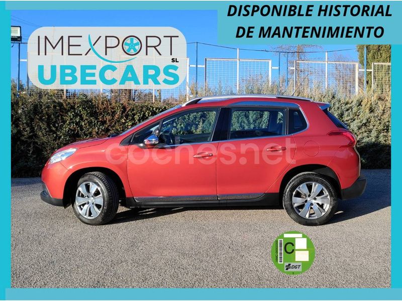 Rojo Usado 2015 Peugeot 2008 Allure SUV | 9500 € (Precio justo) - Imagen 1/4