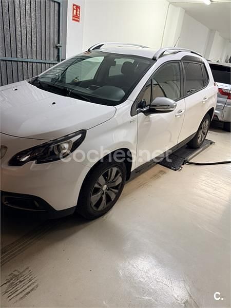 Usado Peugeot 2008 Style 82 CV (60 kW) 2017 Blanco SUV