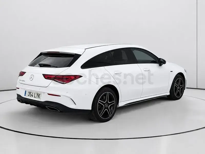 Usado Mercedes CLA250e Shooting Brake 218 CV (160 kW) 2020 Blanco Familiar