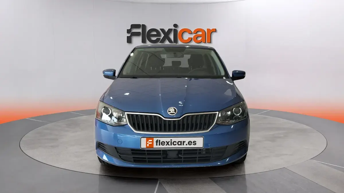 Usado Skoda Fabia Active 75 CV (55 kW) 2018 Azul Berlina
