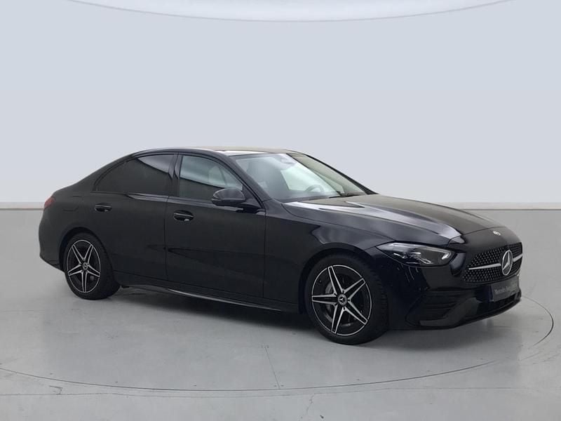 Usado Mercedes C220 AMG line 200 CV (147 kW) 2025 Negro Berlina