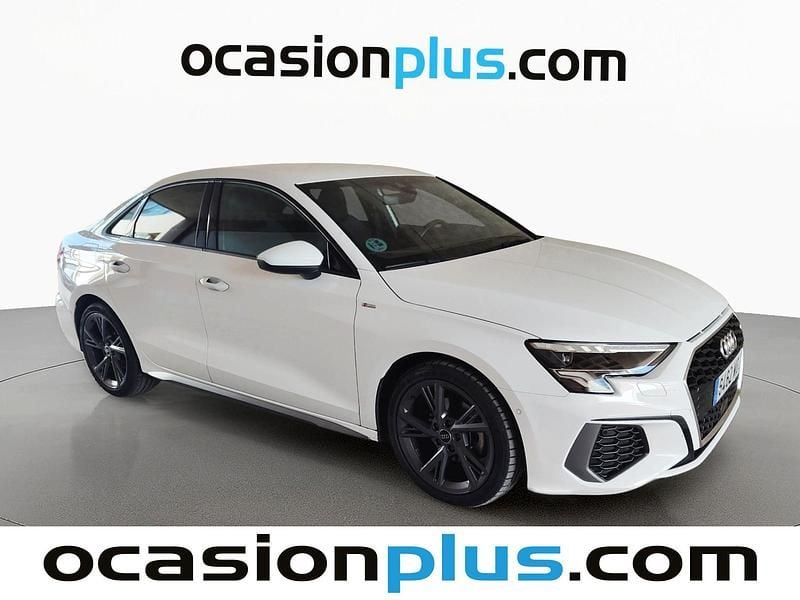 Usado Audi A3 S-Line 116 CV (85 kW) 2023 Blanco Berlina