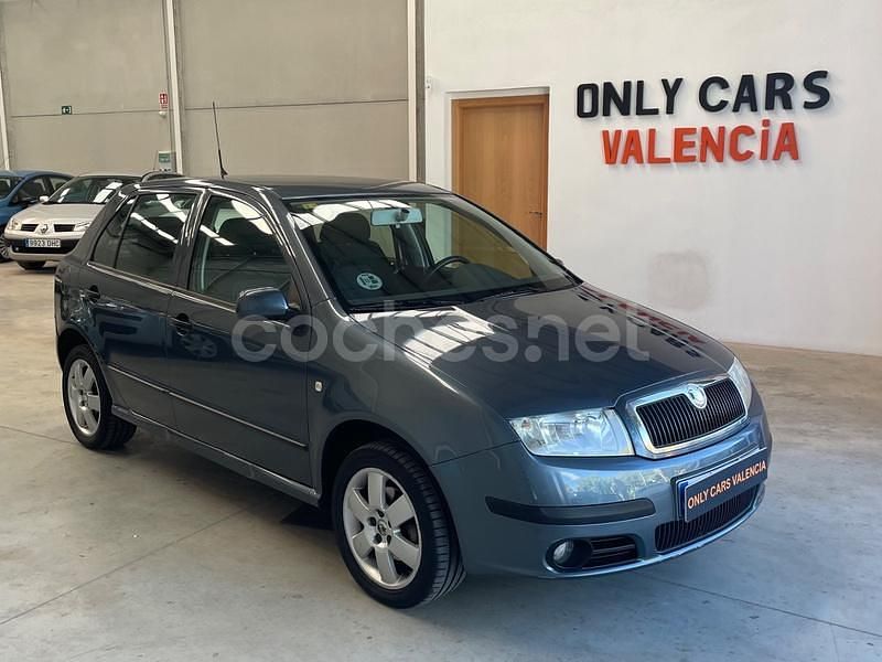 Azul Usado 2005 Skoda Fabia Sport Berlina | 4590 € (Precio justo) - Imagen 1/4