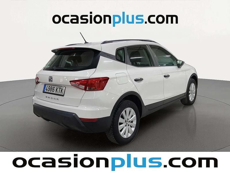 Usado Seat Arona Ecomotive 95 HP (69 kW) 2019 Branco SUV