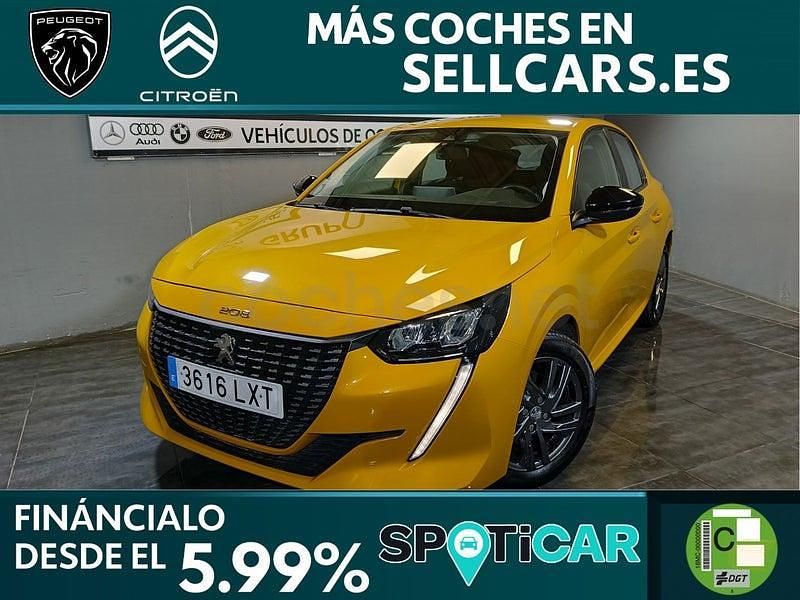 Usado Peugeot 208 Active 102 CV (75 kW) 2022 Amarillo Utilitario