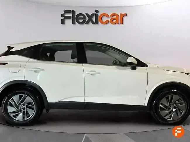 Usado Nissan Qashqai N-Connecta 140 CV (102 kW) 2022 Blanco SUV