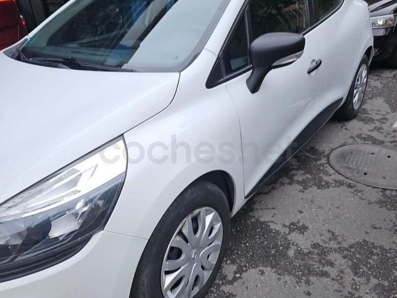 Usado Renault Clio IV Business 75 CV (55 kW) 2019 Blanco Berlina