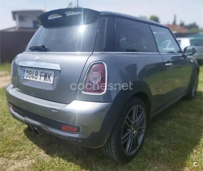 Usado Mini Cooper S 175 CV (128 kW) 2007 Gris / plata Utilitario