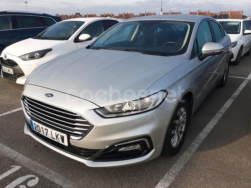 Gris / plata Usado 2020 Ford Mondeo Trend Berlina | 16.950 € (Precio justo) - Imagen 1/4