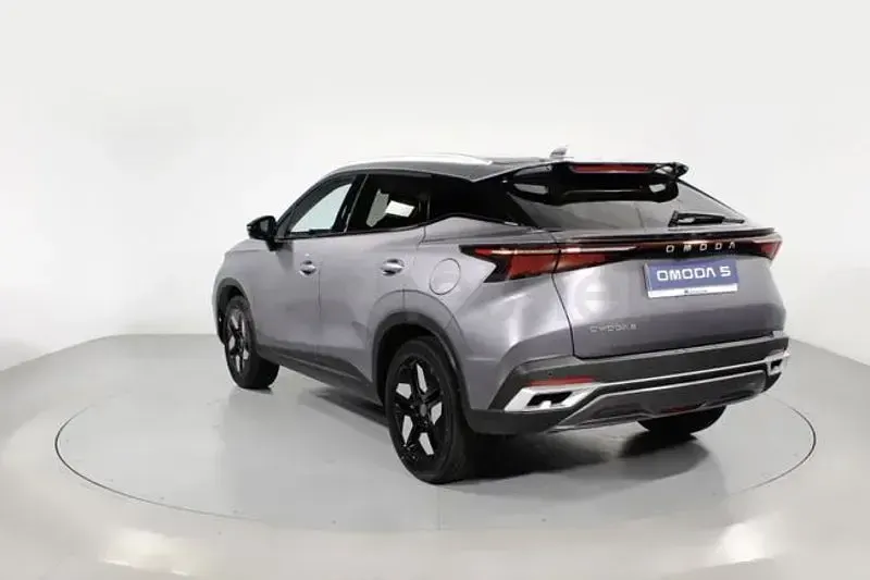 Usado Omoda 5 147 CV (108 kW) 2025 Gris / plata SUV