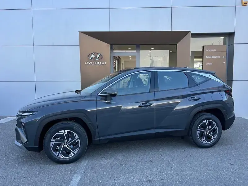 Nuevo Hyundai Tucson 239 CV (175 kW) 2026 Gris / plata SUV