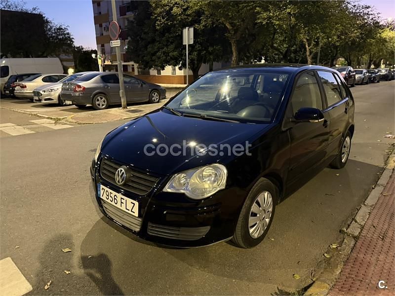 Usado VW Polo Edition 80 CV (58 kW) 2007 Negro Utilitario