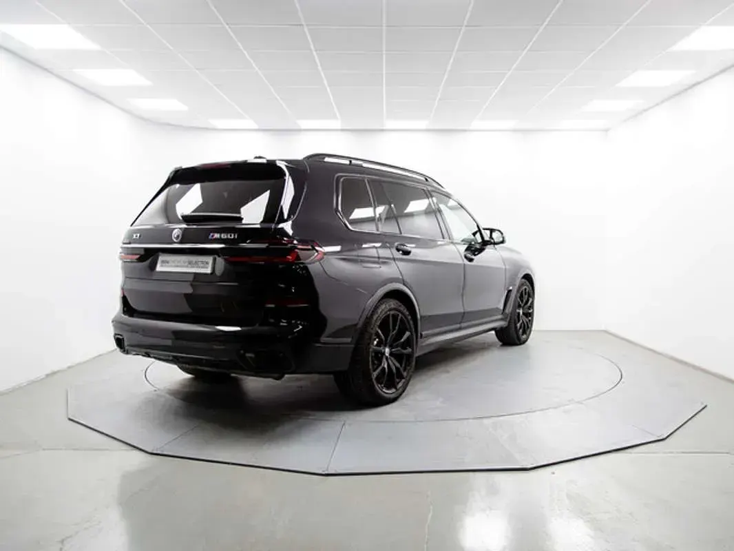 Usado BMW X7 530 CV (389 kW) 2023 Negro SUV
