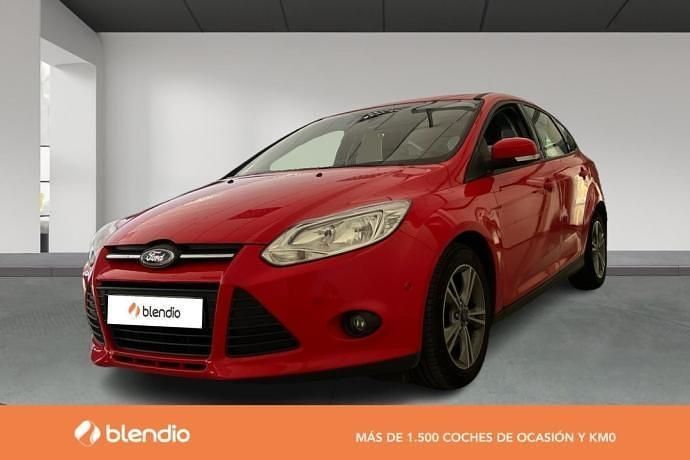 Rojo Usado 2014 Ford Focus Trend Utilitario | 7900 € (Precio justo) - Imagen 1/4