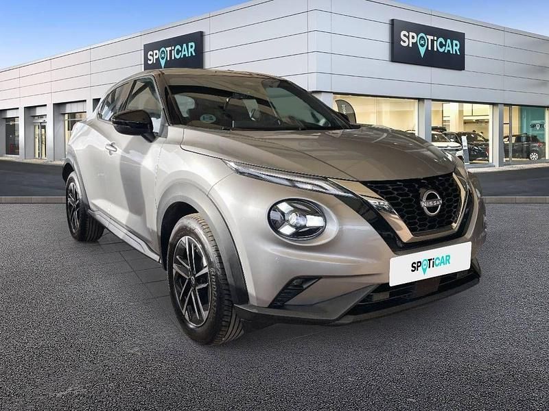 Usado Nissan Juke N-Connecta 114 CV (83 kW) 2025 Gris SUV