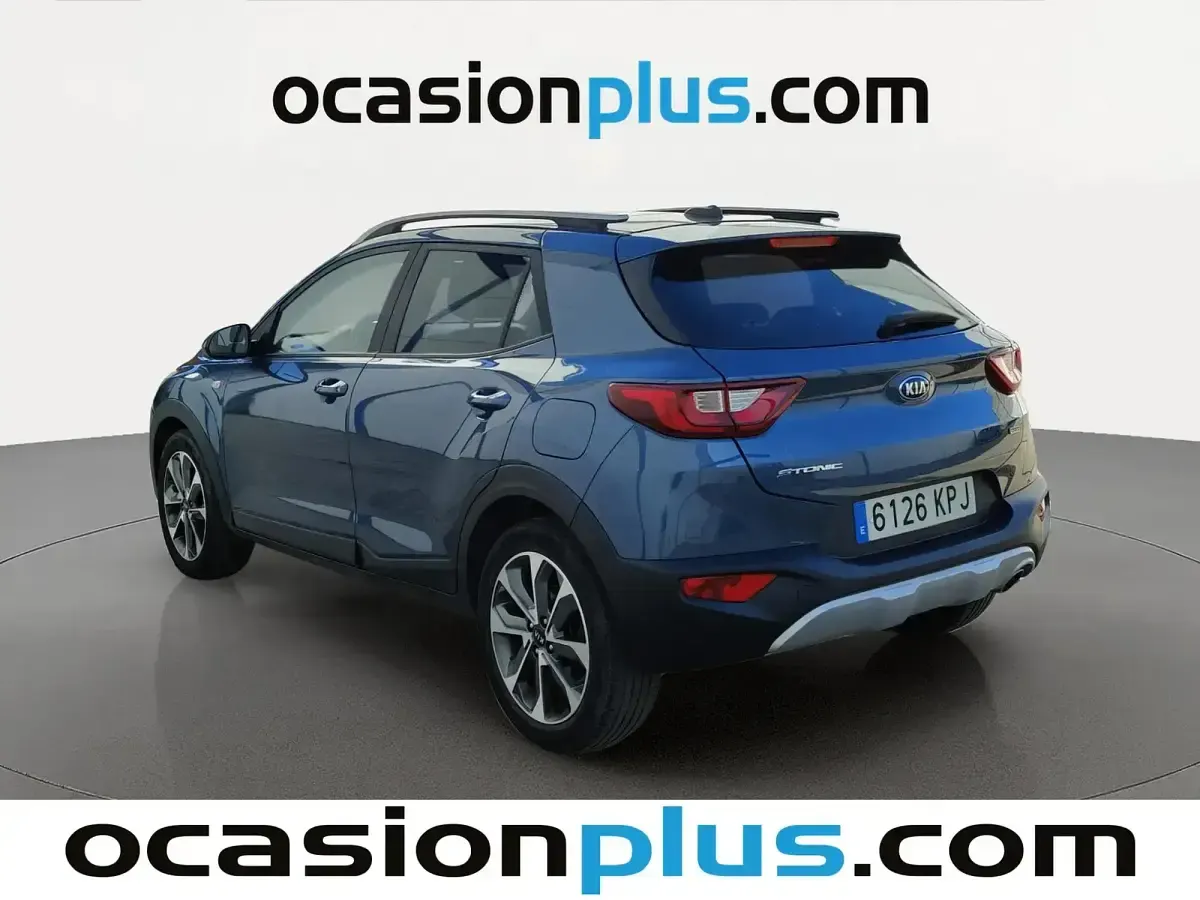 Usado Kia Stonic 110 CV (80 kW) 2018 Azul SUV