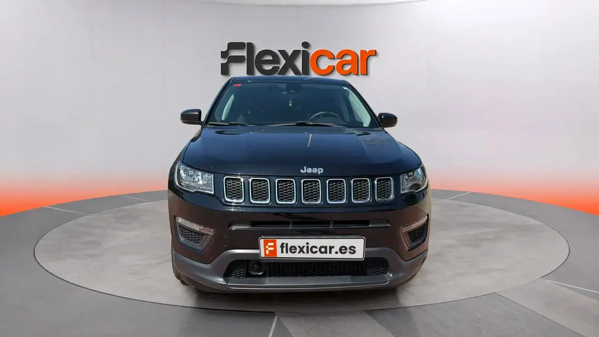 Usado Jeep Compass Limited 140 CV (102 kW) 2018 Negro SUV