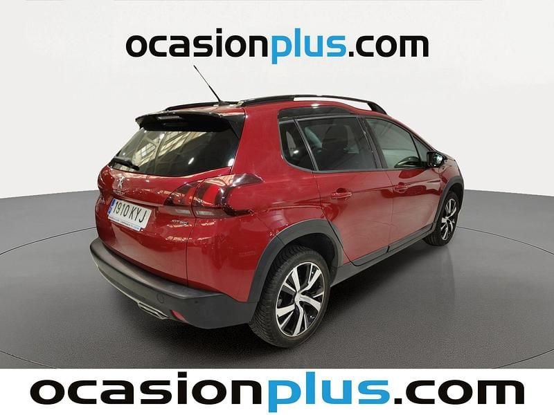 Usado Peugeot 2008 GT-line 131 CV (96 kW) 2019 Rojo SUV