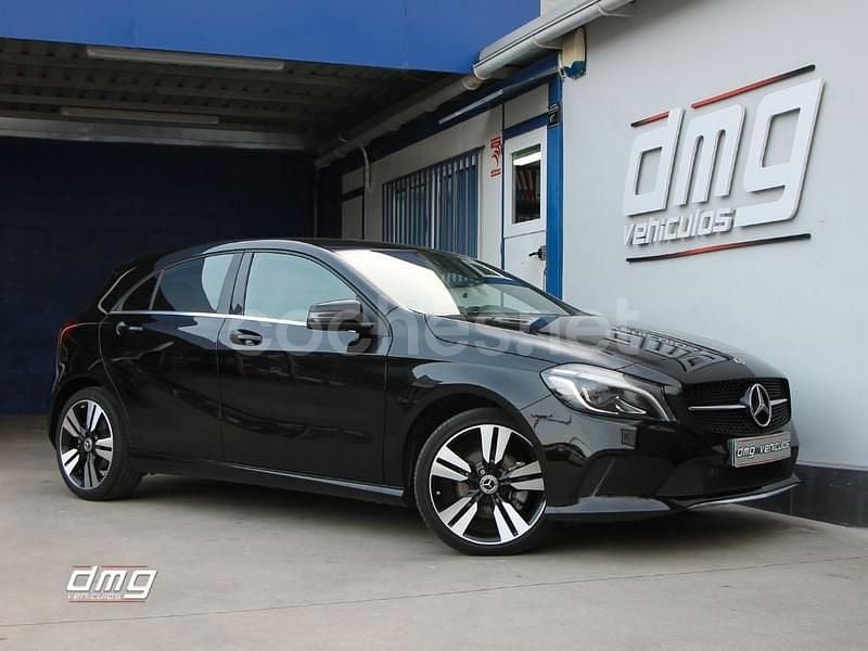 Negro Usado 2017 Mercedes A200 Berlina | 19.900 € (Precio justo) - Imagen 1/4